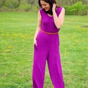 {LULAROE} Natalie (sleeveless jumpsuit) Size: Small